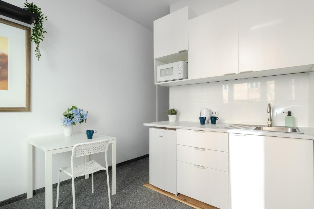 ורשה Ministudio W Hostel Solec50 By Metro Station Centrum Kopernika Elektrownia Powisle 23 Unit מראה חיצוני תמונה