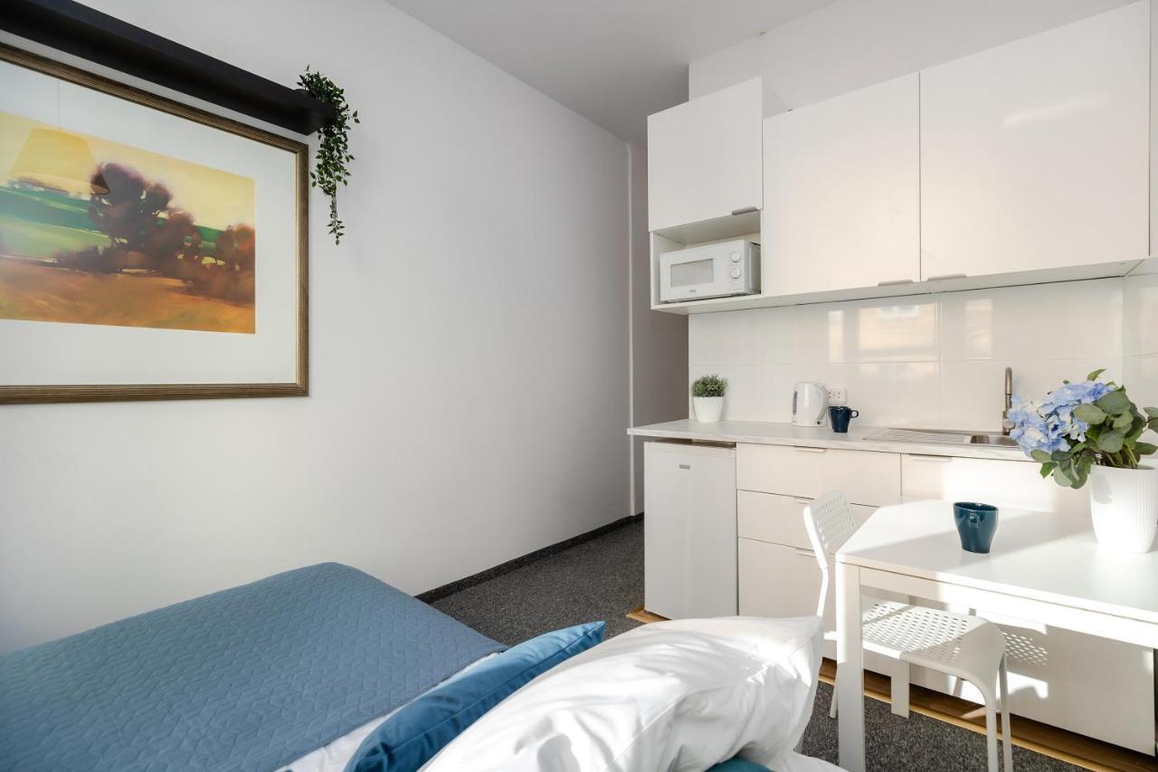 ורשה Ministudio W Hostel Solec50 By Metro Station Centrum Kopernika Elektrownia Powisle 23 Unit מראה חיצוני תמונה